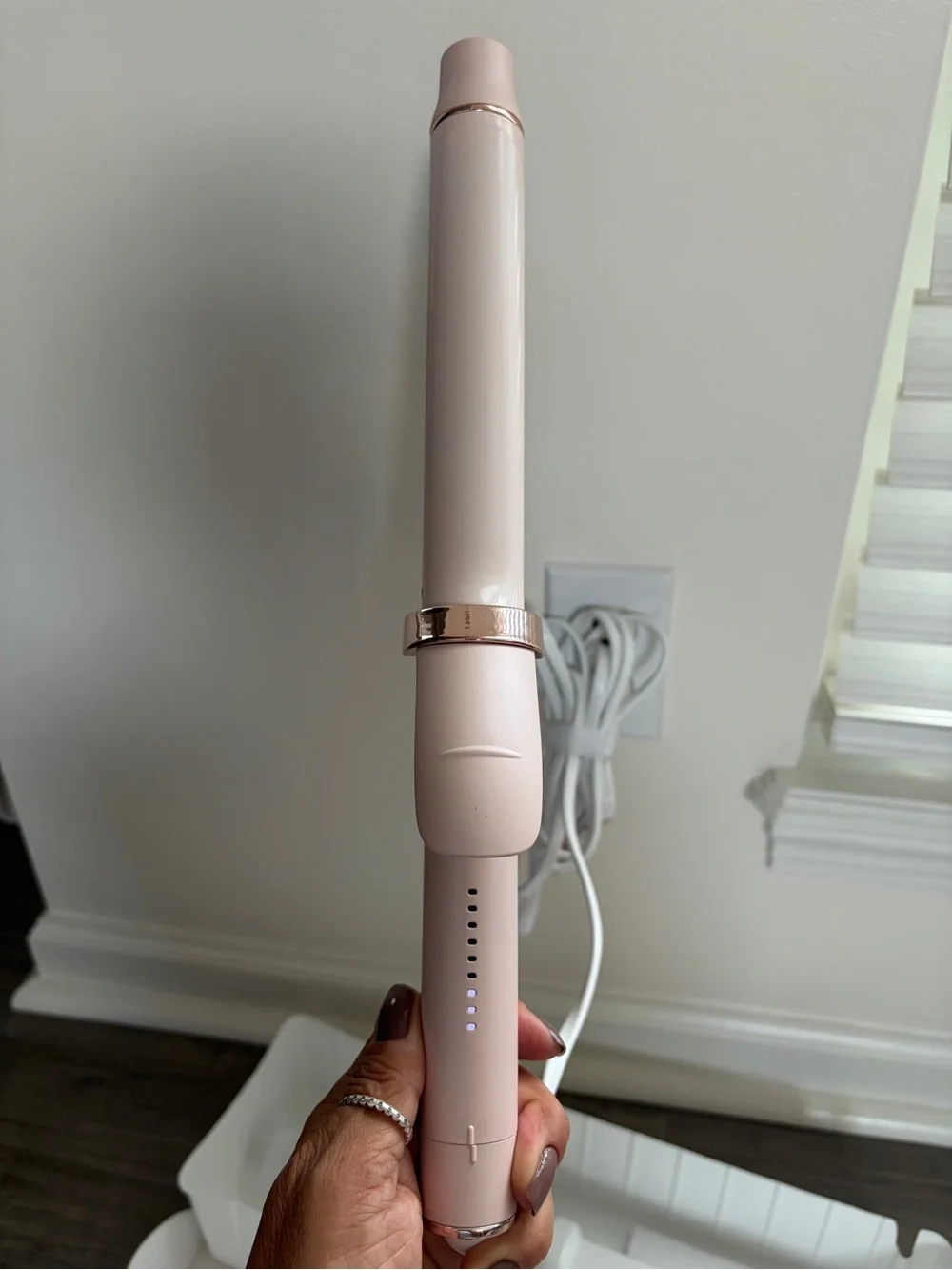 T3 SinglePass Curl X - Pink Styling Wand 1 1/4” size